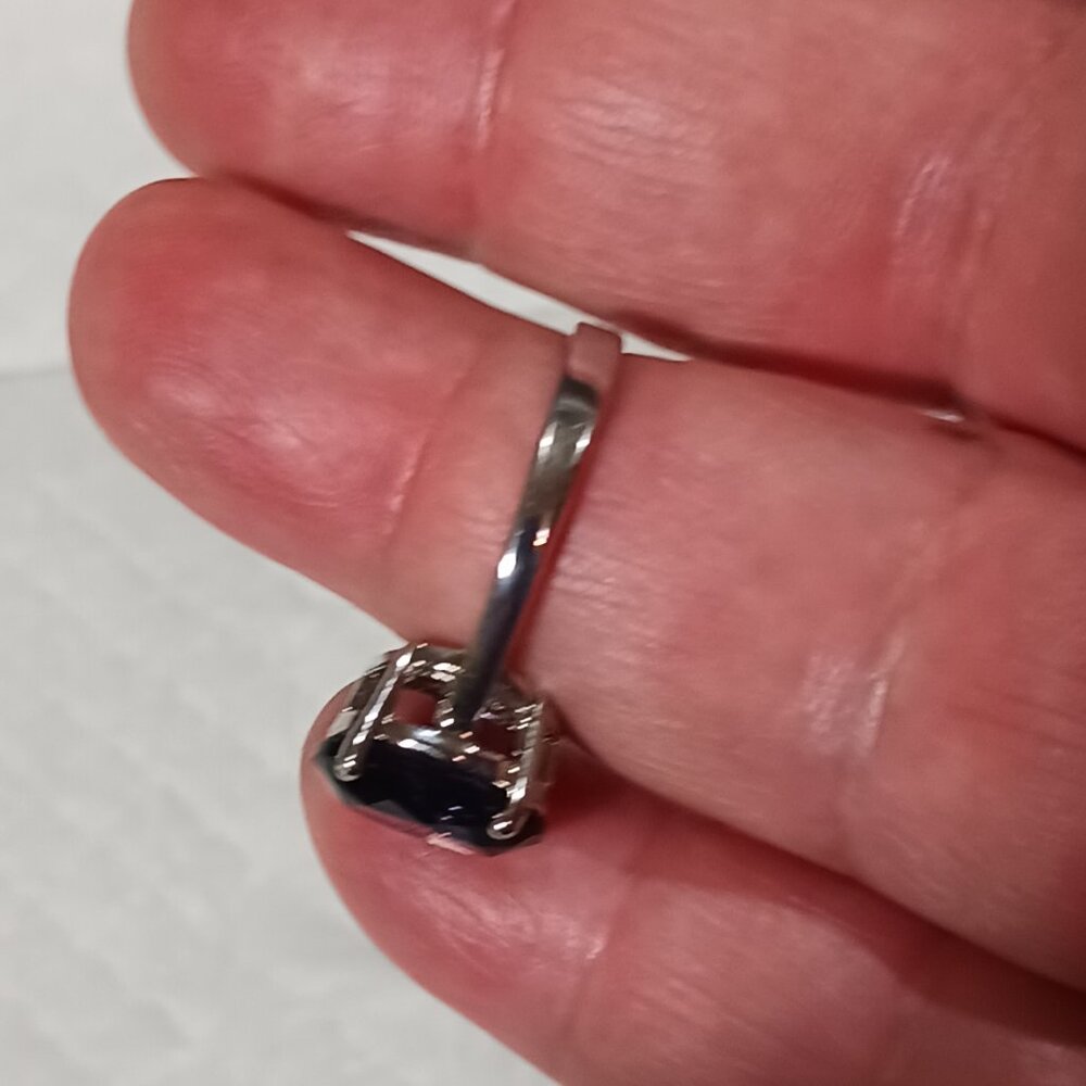 NWOT Silver Amethyst Fashion Jewelry Solitaire Ring Size 7.75 - Picture 9 of 15